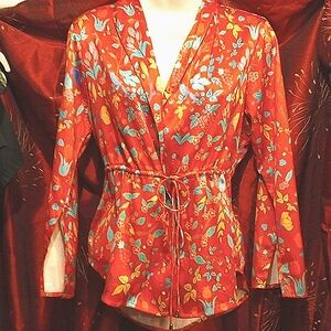 Beautiful Asian Inspired tie waist w/ slit Bell Sleeve button front Blouse M